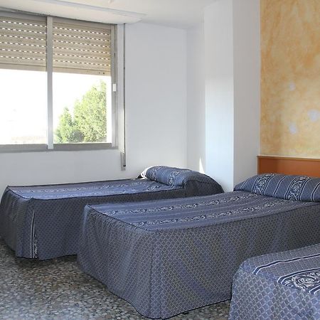 Hostal Mengual Gandía Room photo