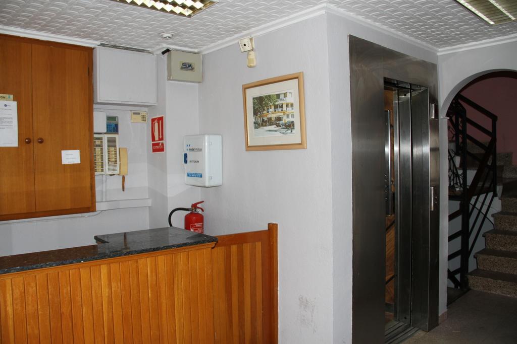 Hostal Mengual Gandía Room photo